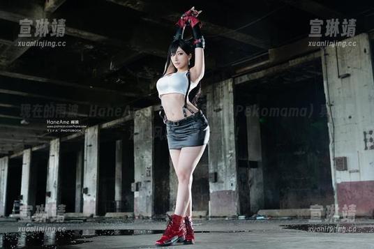 现在的雨波_HaneAme，cos的兔妈（Pekomama）真的是混搭风格高潮更新啊！