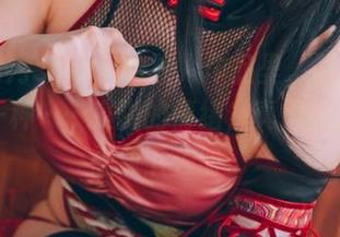 话说霜月shimo的双人作品里，照片透露出的一种……模糊的情绪，真得让我继续想象下去呀。