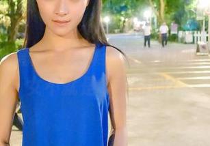 青豆客 – 高清写真集：曼苏拉娜的JK，美女不就是个套路吗？