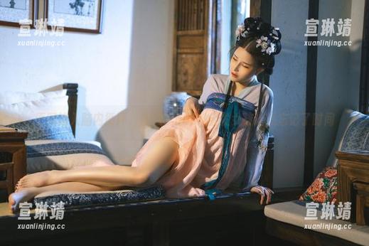 原图进入脑内循环，鹿八岁baby金发女孩让我忘记了时间